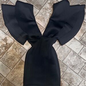 Sexy Black dress with sleeves